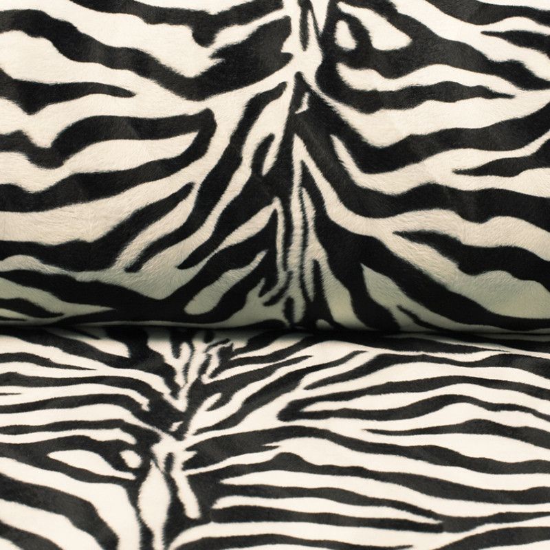 Korthårigt pälstyg likt en zebra, perfekt till maskerad, dekoration och käpphäst.