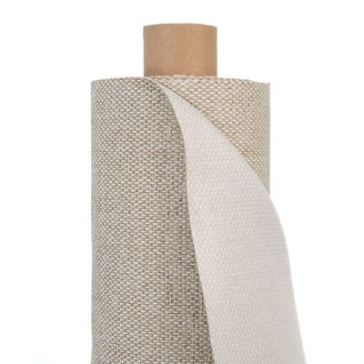 Metervara på metervara, slitstarkt krämvitt tyg med fin struktur. Ljus baksida