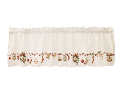 Julgirlang gardinkappa metervara i vitt med girlang av julkulor, klockor, julstrumpor och andra klassiska julmotiv.