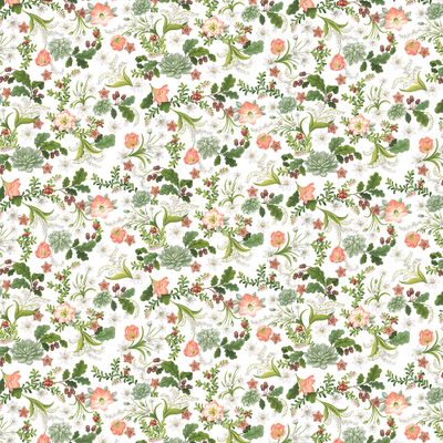 Liljebacken gardintyg från Arvidssons Textil med botaniskt mönster i grönt, rosa och rött mot vit botten, visat över hela tygets bredd.