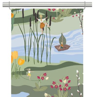 Panelgardiner med ett vackert motiv med naturens vackra blommor, vatten och växter från Arvidssons textil