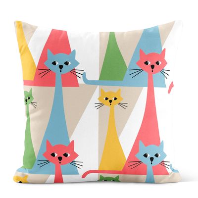 Kitty kuddfodral i blått, grönt, rosa och gult med retro katter i olika storlekar.