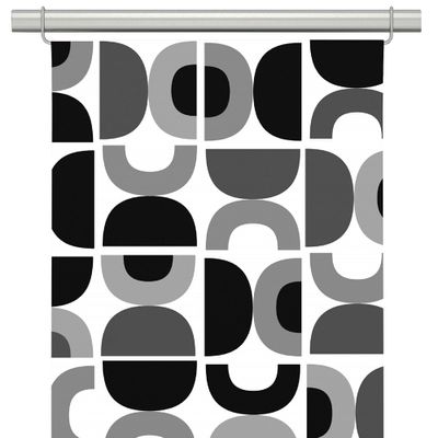 Spiraldans grå panelgardiner, 2-pack, med ett abstrakt spiralformigt mönster i grått och svart, designat av Björk Forth.