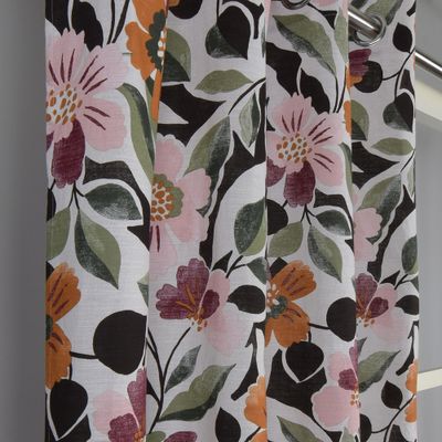 Blommiga gardiner med öljetter från Redlunds Textil