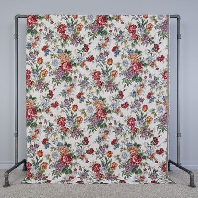 Möbeltyg Dolores creme gobelängtyg med blommor | nordisktextil.se