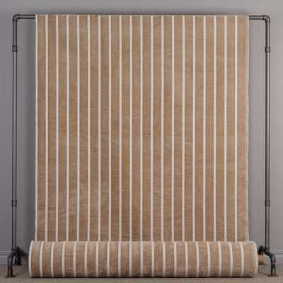 Randigt möbeltyg i beige upphängt i full bredd