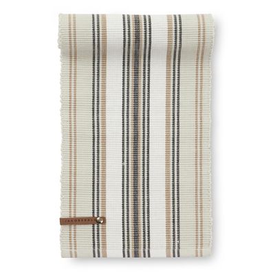 Beige randig bordslöpare med stilrent mönster i naturliga toner, storlek 17x120 cm.