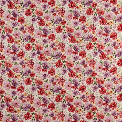 Elizabeth gobeläng med tätt blommönster i röda och lila nyanser på ljus botten.