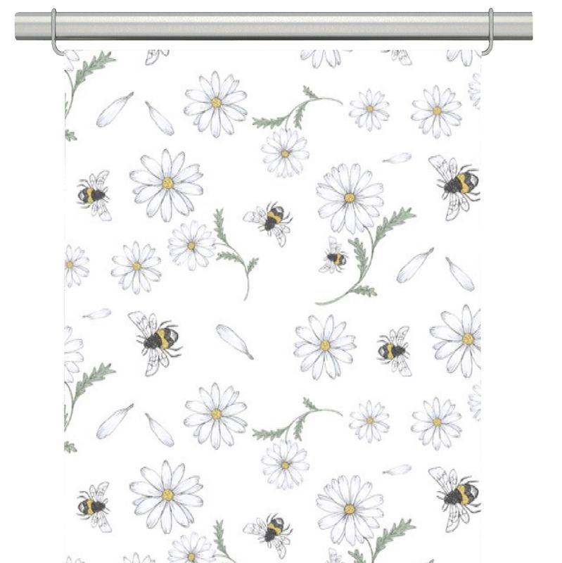 Panelgardiner med vit botten, prästkragar och surrande insekter från Arvidssons textil
