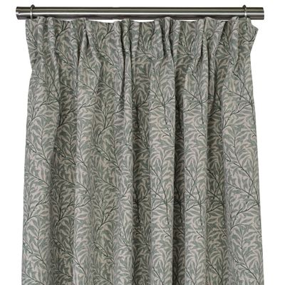Ramas beige-mint gardiner med kvistar och blad