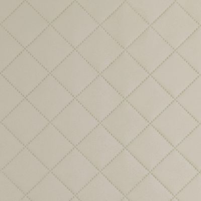 Ljusbeige fuskskinn med stora diagonalrutor, vadderad baksida. Rutmönstret är ca 5x5 cm, perfekt för möbelklädsel.