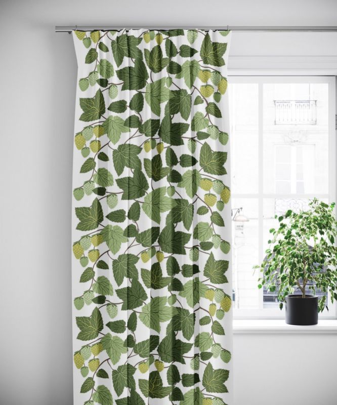 Humlen grön gardiner med ett grönt bladmönster- nordisktextil.se