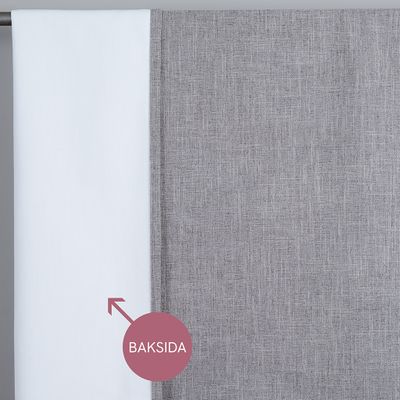 Grå mörkläggningsgardin Cru dubbelbredd med vit baksida för förbättrad mörkläggning