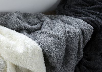 Bror Ljusgrå Fuskpäls – Mjuk Imitation av Fårpäls