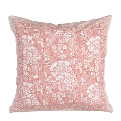 Rosa kuddfodral Sonia i 100 procent bomull med blommönster och dekorativ bård
