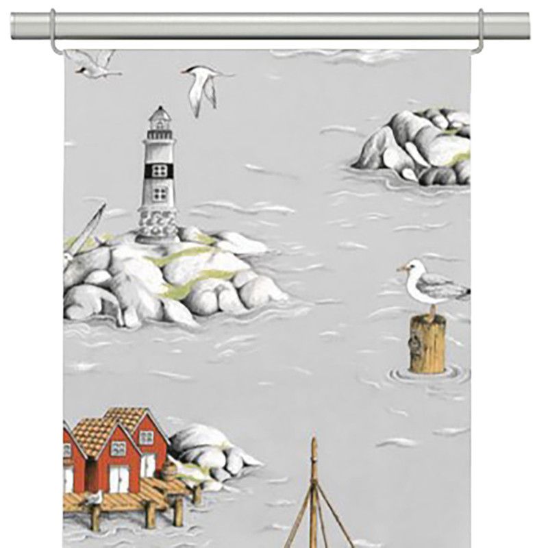 Fiskeskär grå panel panelgardin från Arvidssons textil med ett mönster med fiskebåtar på grå botten