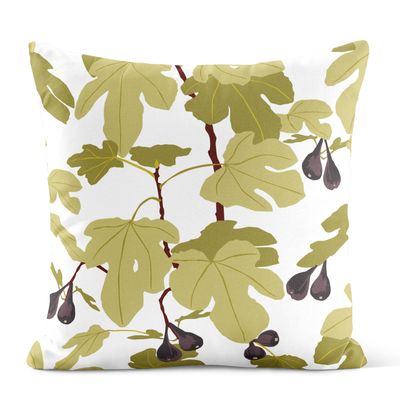 Kuddfodral med ljusgrönt fikonmönster med blad och frukter på ljus botten