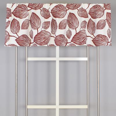 Lyckans blad vit-röd kappmetervara - nordisktextil.se