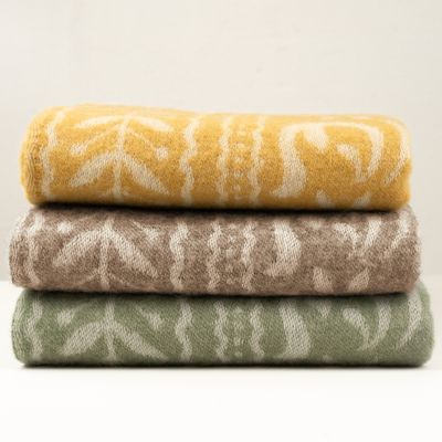 Alla färger av ullpläden ANNO 1862 från Kerstin Landström