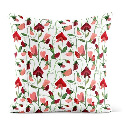 Kuddfodral med mönster av röda och rosa luktärter med gröna stjälkar på ljus bakgrund