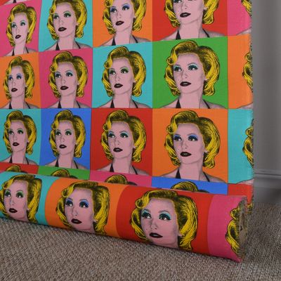  Pop-Art-Woman-2
