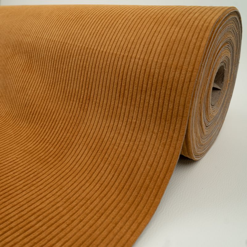 Stilren och hållbar Huggy Ockra manchester för möbelklädsel, 100% polyester, bred 140 cm för mångsidig användning.