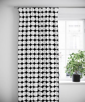 Lane svart-vit gardiner - nordisktextil.se