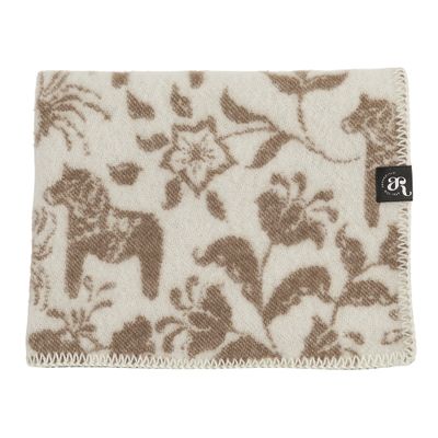 Beige ullpläd med dalahästar och blommor i naturvitt mönster, storlek 65x95 cm