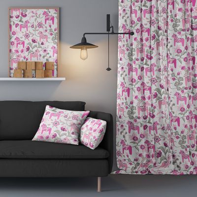 Leksand Rosa Tyg med Traditionellt Dalahästtryck
