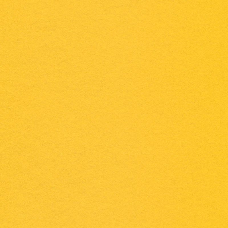 Hobbyfilt gul - En typisk filt som finns i både skolor och på förskolan, fantastiskt för pyssel tex vid jul, påsk, kalas eller andra högtider, filten repar sig inte och är lätt att sy eller limma.