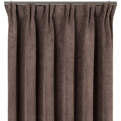 Owen kaffe 280 cm lång gardin i kaffebrun nyans med mjuk manchesterstruktur och eleganta vertikala veck.