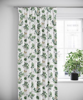 Häggå gardiner med häggblommor - nordisktextil.se