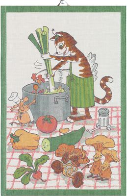 Broderad kökshandduk med en charmig illustration av findus som lagar mat, med en rutig röd och vit bakgrund.