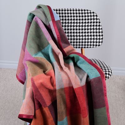 Colour-woven filt – vävt rutmönster i flera färger