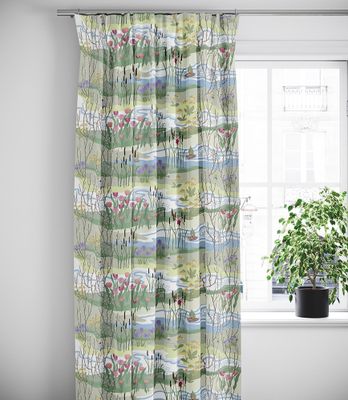 Naturens lycka pastell gardiner multibandslängder med ett natur motiv- nordisktextil.se