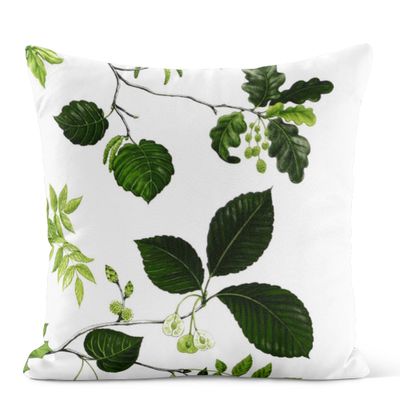 Liv kuddfodral Arvidssons textil design med vit botten och gröna blad och växter.