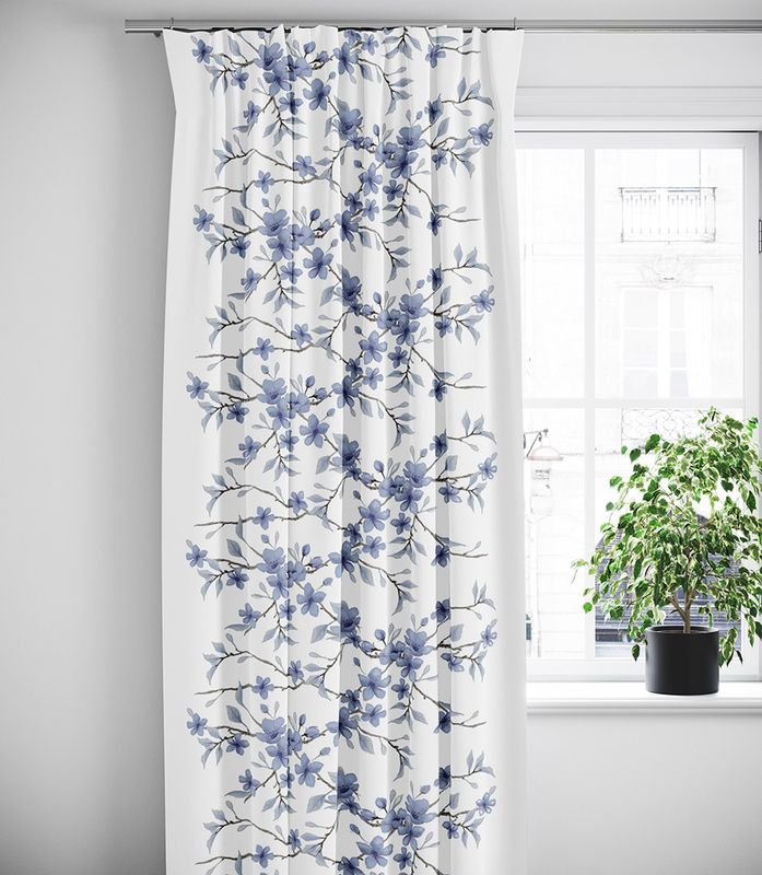 Fägring blå gardiner multibandslängder med blommor och blad- nordisktextil.se