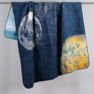 Cosmos filt – mörkblå med måne och stjärnhimmel