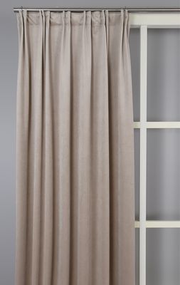 Velvet sand enfärgat sammetstyg